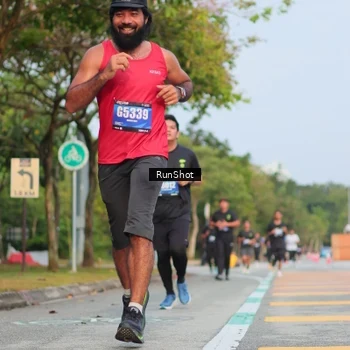 Runner Photo 5685869