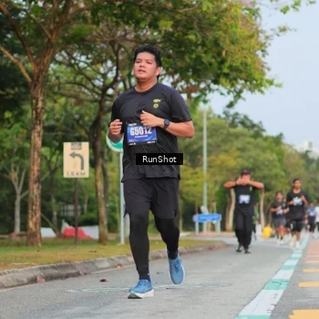 Runner Photo 5685876