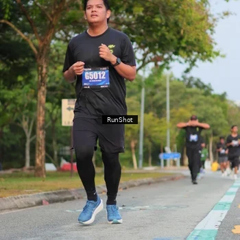 Runner Photo 5685896