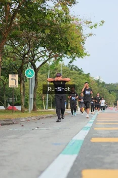 Runner Photo 5685902