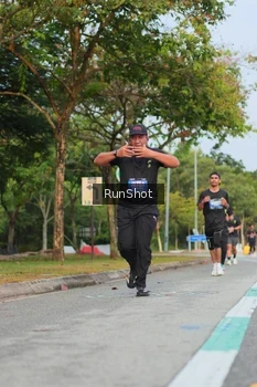 Runner Photo 5685947
