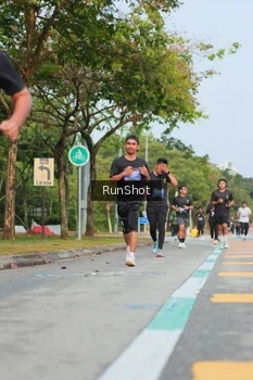 Runner Photo 5685964