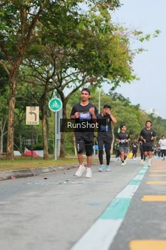 Runner Photo 5685967