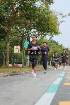 Runner Photo 5685982