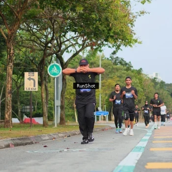 Runner Photo 5685993