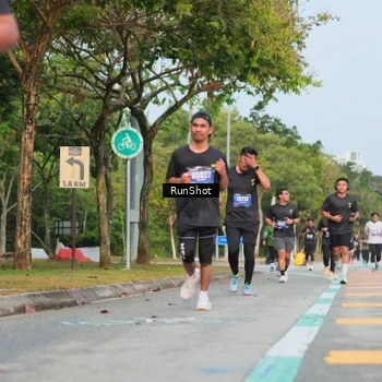 Runner Photo 5686014