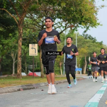 Runner Photo 5686017