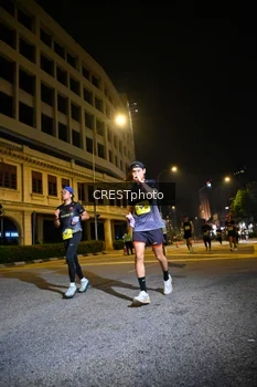 Runner Photo 5686025