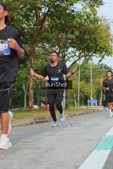 Runner Photo 5686027