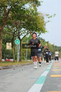 Runner Photo 5686028