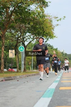 Runner Photo 5686029