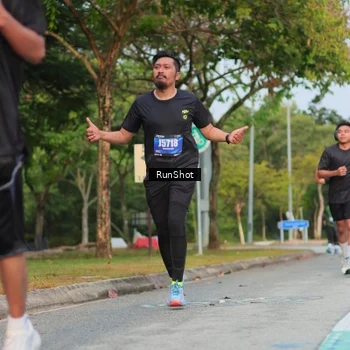 Runner Photo 5686045