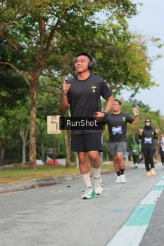 Runner Photo 5686058