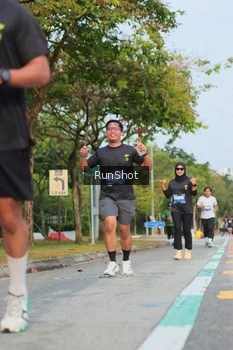 Runner Photo 5686063
