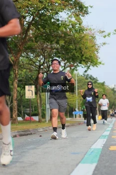 Runner Photo 5686066