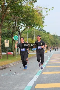Runner Photo 5686068