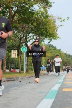 Runner Photo 5686093