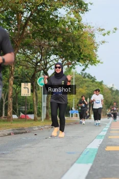 Runner Photo 5686105
