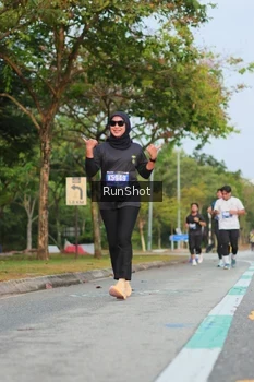 Runner Photo 5686109