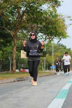 Runner Photo 5686113