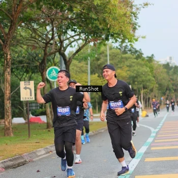 Runner Photo 5686121