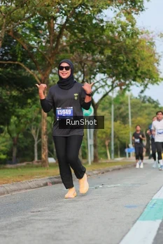 Runner Photo 5686128