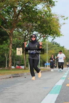Runner Photo 5686133