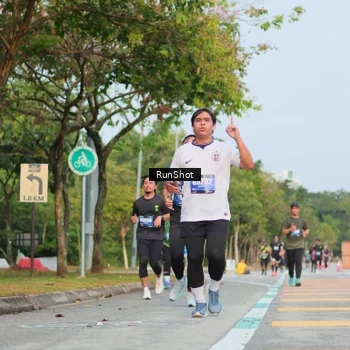 Runner Photo 5686139