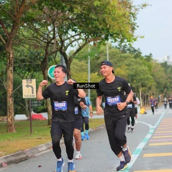 Runner Photo 5686149