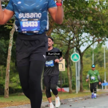 Runner Photo 5686188