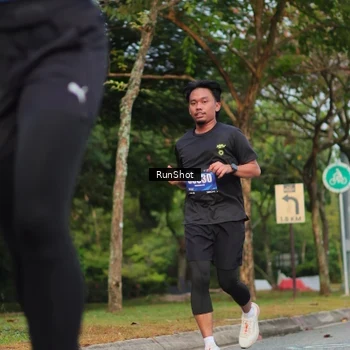 Runner Photo 5686218
