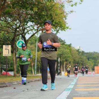 Runner Photo 5686219