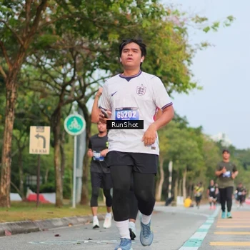 Runner Photo 5686223