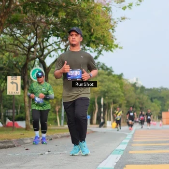 Runner Photo 5686233