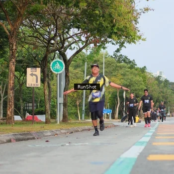 Runner Photo 5686267