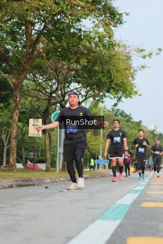 Runner Photo 5686308
