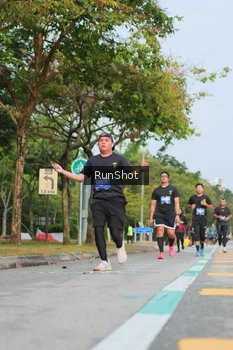 Runner Photo 5686310