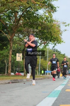 Runner Photo 5686315
