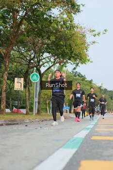 Runner Photo 5686331