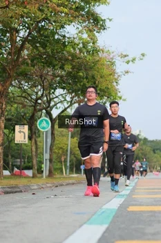Runner Photo 5686338