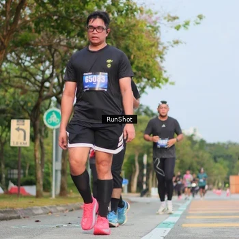 Runner Photo 5686356