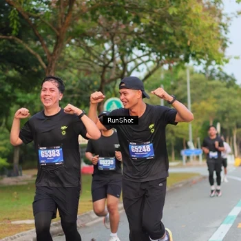 Runner Photo 5686365