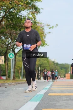 Runner Photo 5686392