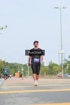 Runner Photo 5686395