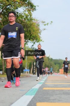 Runner Photo 5686413