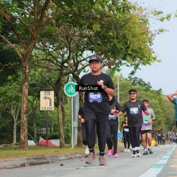 Runner Photo 5686446