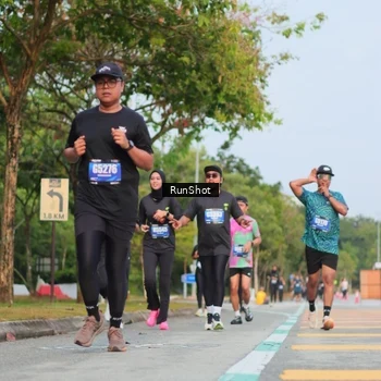 Runner Photo 5686448