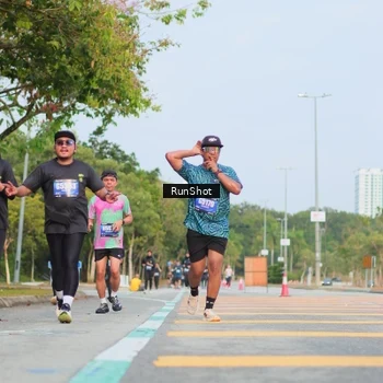 Runner Photo 5686453