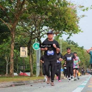 Runner Photo 5686458