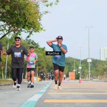 Runner Photo 5686462